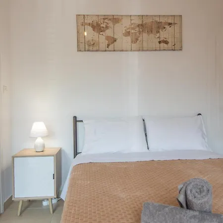 Square Apartment Elounda (Crete)